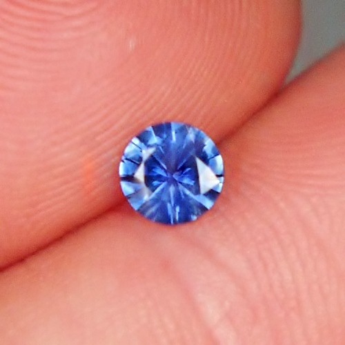 Natural Royal Blue Ceylon Sapphire 5mm 0.54ct  Litnon.com