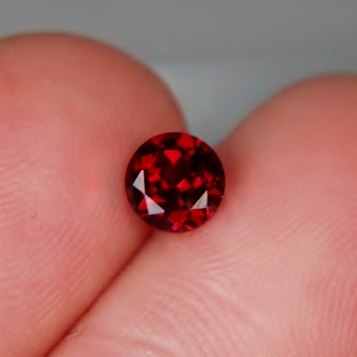 Rare Arizona Chrome Pyrope Ant Hill Garnet 6mm  Litnon.com