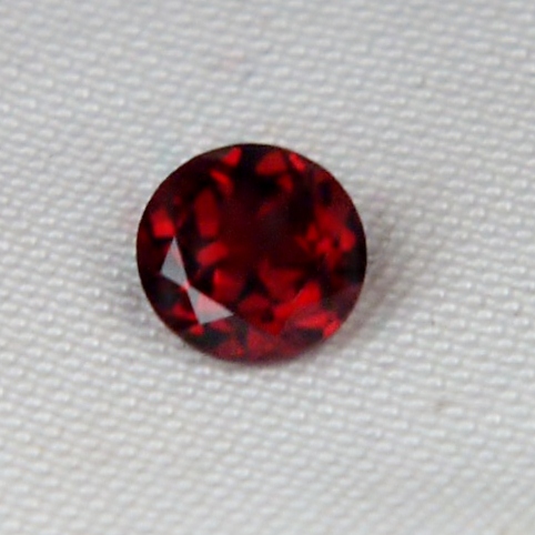 Rare Arizona Chrome Pyrope Ant Hill Garnet 6mm  Litnon.com
