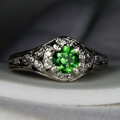 Antique 14kt White Gold Russian Demantoid Garnet and Diamond Ring  Litnon.com