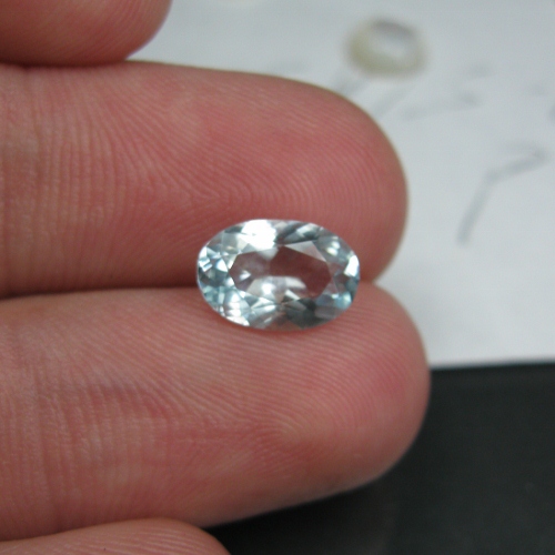 Bright! USA Cut Light Blue Aquamarine Vietnam 1.32 ct  Litnon.com