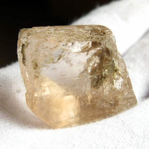 Light Peach Gold Topaz Facet Rough Pakistan 175 ct  Litnon.com