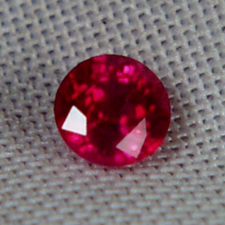 Fine Color and Bright Natural South East Asia Ruby 5mm 0.63 ct  Litnon.com