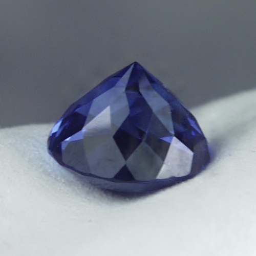 Quality and Value Fine Color Natural Tanzanite 6.90ct  Litnon.com
