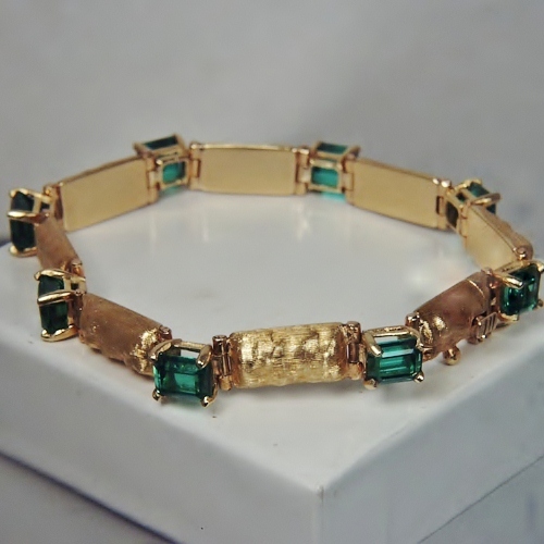 Quality Estate 18 Karat Blue - Green Tourmaline Bracelet GLI  Litnon.com