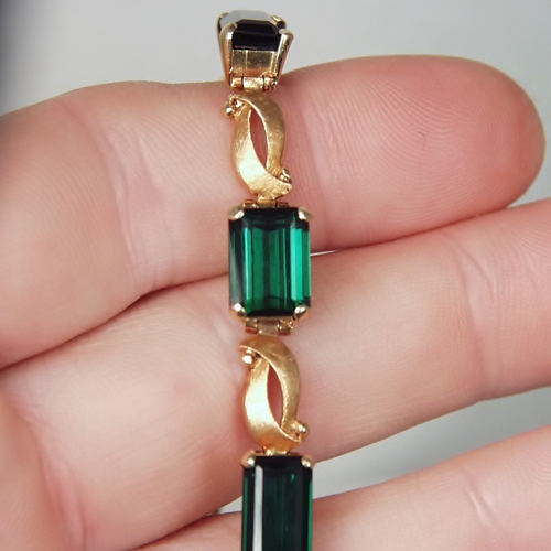 Quality Estate 14 Karat Brazil Green Tourmaline Bracelet GLI  Litnon.com