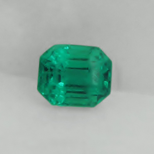 Quality Fine Color ~Untreated~ Colombian Emerald  Litnon.com