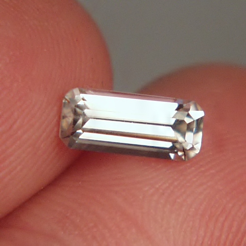 Ultra Rare Collectors Faceted Scolecite Gemstone 1.63  Litnon.com