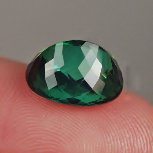 Fine Color and Cut Kelly Green Tourmaline Brazil 8.48 ct  Litnon.com