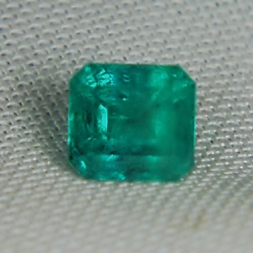 Bright & Nice Color! Untreated Colombian Emerald 1.33ct Litnon.com