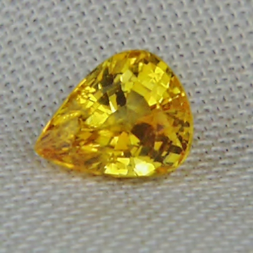 Fine Color Rich Golden Yellow Sapphire Sri Lanka 1.58 ct  Litnon.com