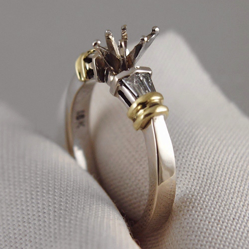 Brand New Classic Baguette Diamond 18 kt Semi Mount Eng Ring  Litnon.com