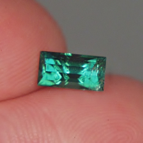 Color Bright Blue Green Tourmaline Afghanistan 1.21 ct  Litnon.com