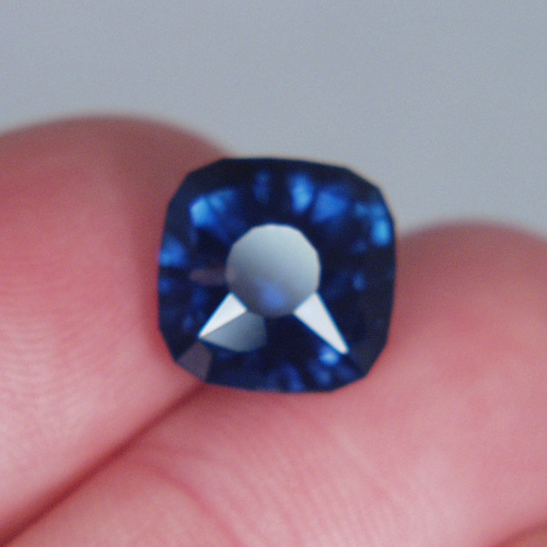 Ultra Rare USA Cut Huge Montana Sapphire 9.58 Carats  Litnon.com