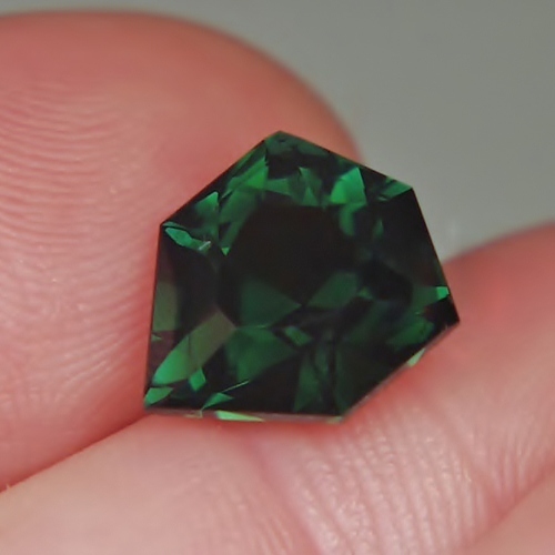 USA Cut Intense Color Tourmaline Afghanistan 5.81ct  Litnon.com