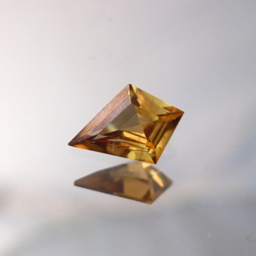 Natural Honey Zircon Tanzania  Litnon.com