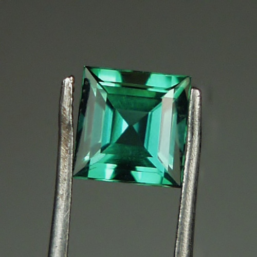 Top Cut and Rare Color Tourmaline Afghanistan 1.07ct  Litnon.com