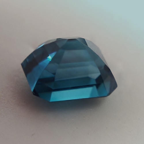 Top Gem Color Cambodian Blue Zircon 7.69 ct  Litnon.com