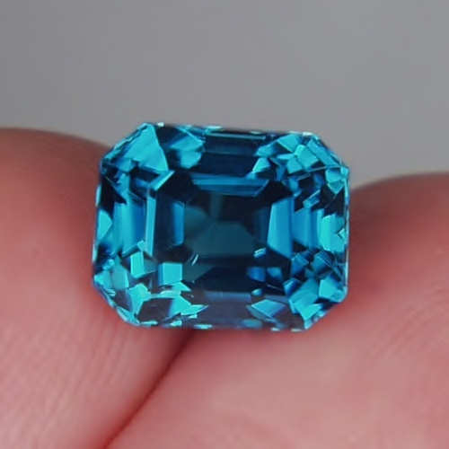 Top Gem Color Cambodian Blue Zircon 7.69 ct  Litnon.com