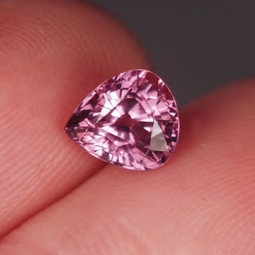 Huge and Rare Color Change Garnet Kenya 1.94 ct  Litnon.com