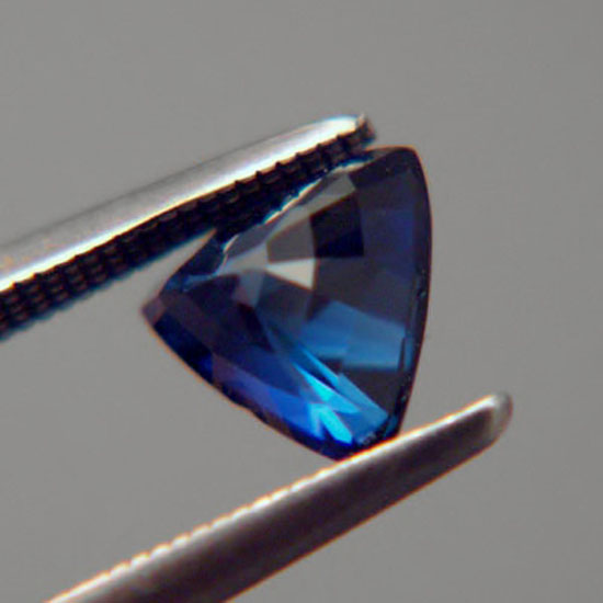 Top GEM Unheated Ceylon Sapphire Trillion  Litnon.com
