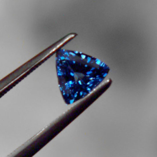 Top GEM Unheated Ceylon Sapphire Trillion  Litnon.com