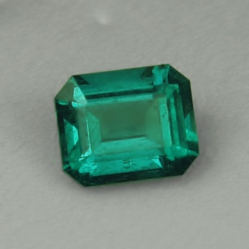 Bright and Rich Color Untreated Zambian Emerald 1.90 ct  Litnon.com