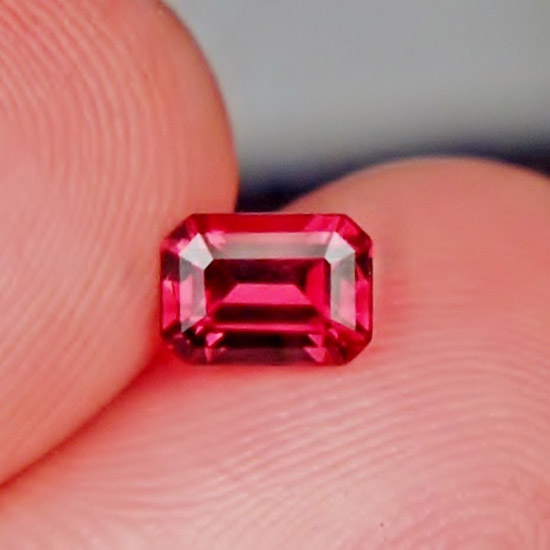 Quality! Red - Pink Tanga Rhodolite Garnet Tanzania   Litnon.com