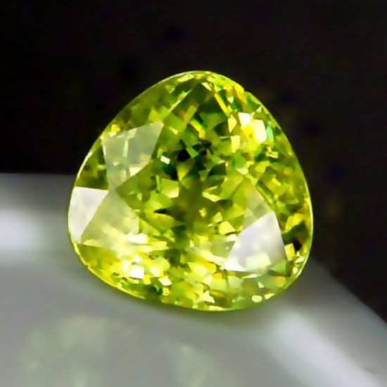 Multi Color Fire Natural Color Shift Sphene Pakistan 3.60 ct  Litnon.com