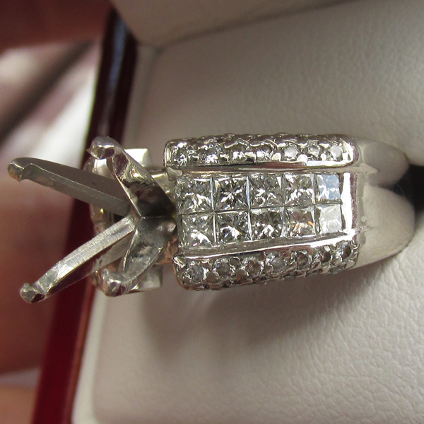 Estate Ladies Heavy Classic Diamond 18 kt WG Semi Mount Eng Ring  Litnon.com