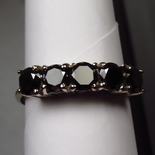Black diamond ring Litnon.com