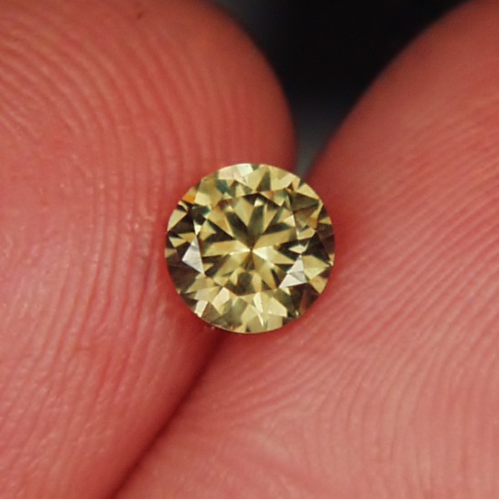 Brilliant and Top Cut Color Shift Russian Demantoid Garnet GL Litnon.com