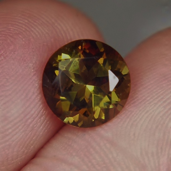 Ultra Rare Big Round Brilliant Cut Andalusite Brazil 3.88 ct  Litnon.com