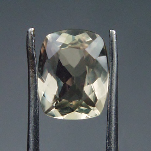  Rare Color Shift Diaspore / Zultanite Turkey 1.56 ct  Litnon.com