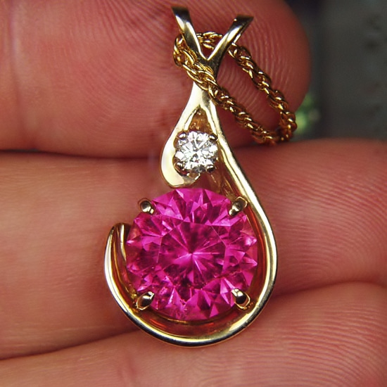 Superb Color and Brilliance Brazil Pink Tourmaline Diamond pendant 14 kt  Litnon.com