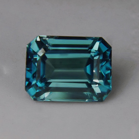 Special Color and Quality Big and Bold Blue Zircon Cambodia 7.50 ct  Litnon.com