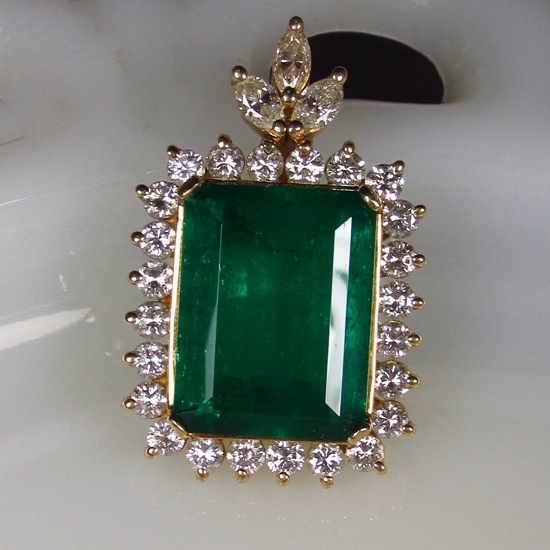 Estate Huge 15+ ct Colombian Emerald Diamond 18kt Pendant  Litnon.com