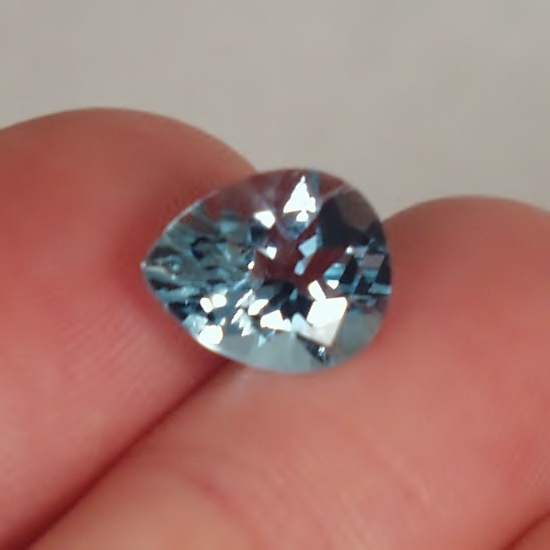 Fine Color Old Stock Aquamarine Brazil 3.77 ct  Litnon.com