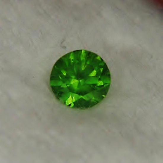 Rare Gem Chrome Green Russian Demantoid Garnet  Litnon.com