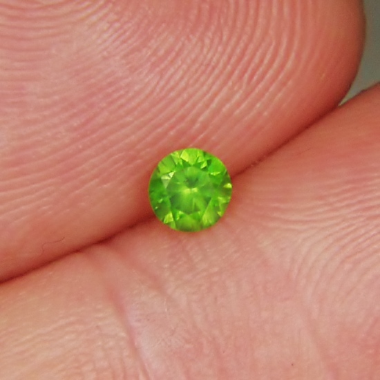 Brilliant Neon Green Natural Russian Demantoid Garnet  Litnon.com