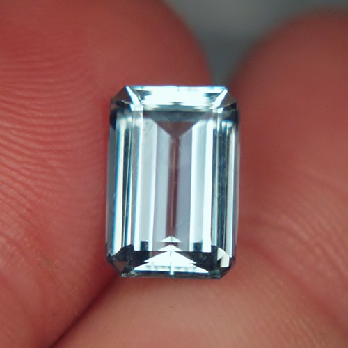 Nice Color and Quality Old Stock Aquamarine Brazil 3.12 ct  Litnon.com
