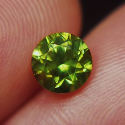 Huge and Rare Natural Russian Demantoid Garnet 1.95 ct  Litnon.com