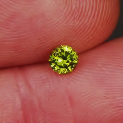 Brilliant Top Cutting Natural Russian Demantoid Garnet GL Litnon.com
