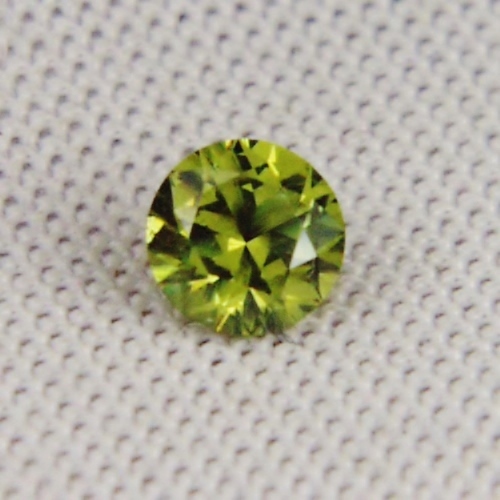 Brilliant Top Cutting Natural Russian Demantoid Garnet GL Litnon.com