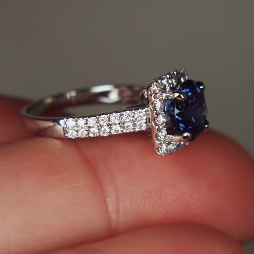 Beautiful! 14 kt W/G Ceylon Sapphire 2.50 ct & Diamond Ring GLI  Litnon.com