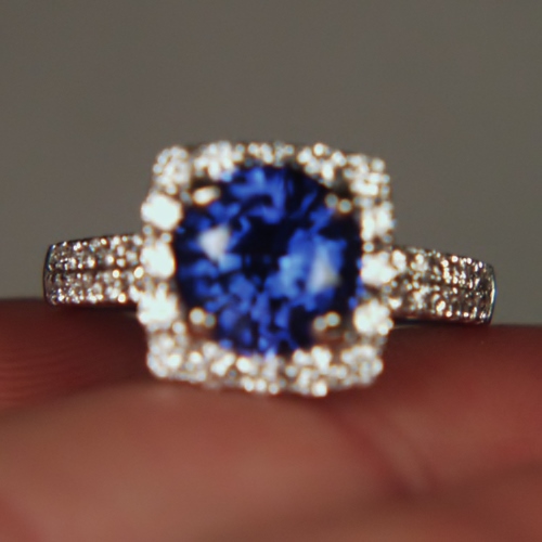 Beautiful! 14 kt W/G Ceylon Sapphire 2.50 ct & Diamond Ring GLI  Litnon.com
