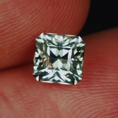 Unheated Fine Cutting Light Mint Green Montana Sapphire 1.44ct  Litnon.com