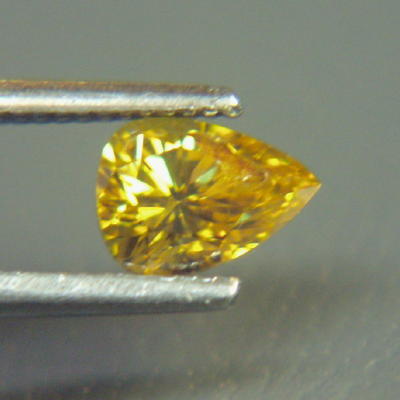 Natural Color Intense Fancy Color Yellow Diamond  Litnon.com