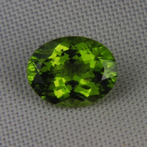  Bright and Pretty San Carlos Arizona Peridot 3.63 ct  Litnon.com
