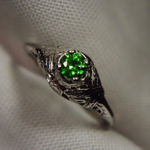 Antique 18kt White Gold Russian Demantoid Garnet Ring  Litnon.com